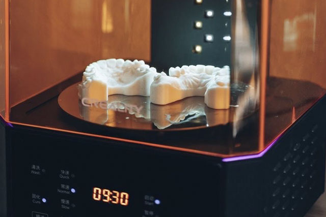 DIPLOMATURA en Implantología Digital Inicial